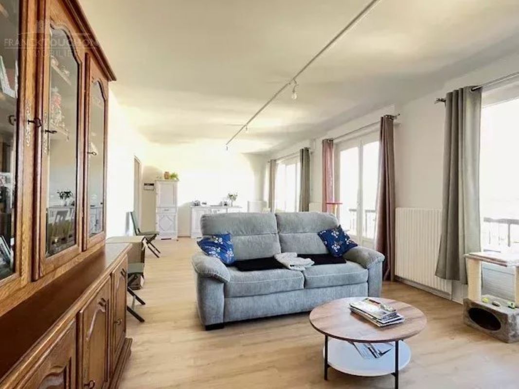 MONTARGIS Appartement 4 pièce(s) 109 m2 3