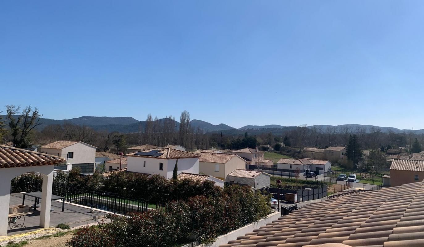 GAREOULT Maison 7 pièces 180m² à Garéoult (83136) 2