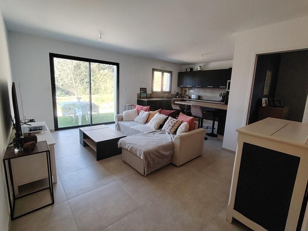 GAREOULT Maison 7 pièces 180m² à Garéoult (83136) 3