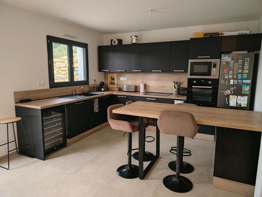 GAREOULT Maison 7 pièces 180m² à Garéoult (83136) 4