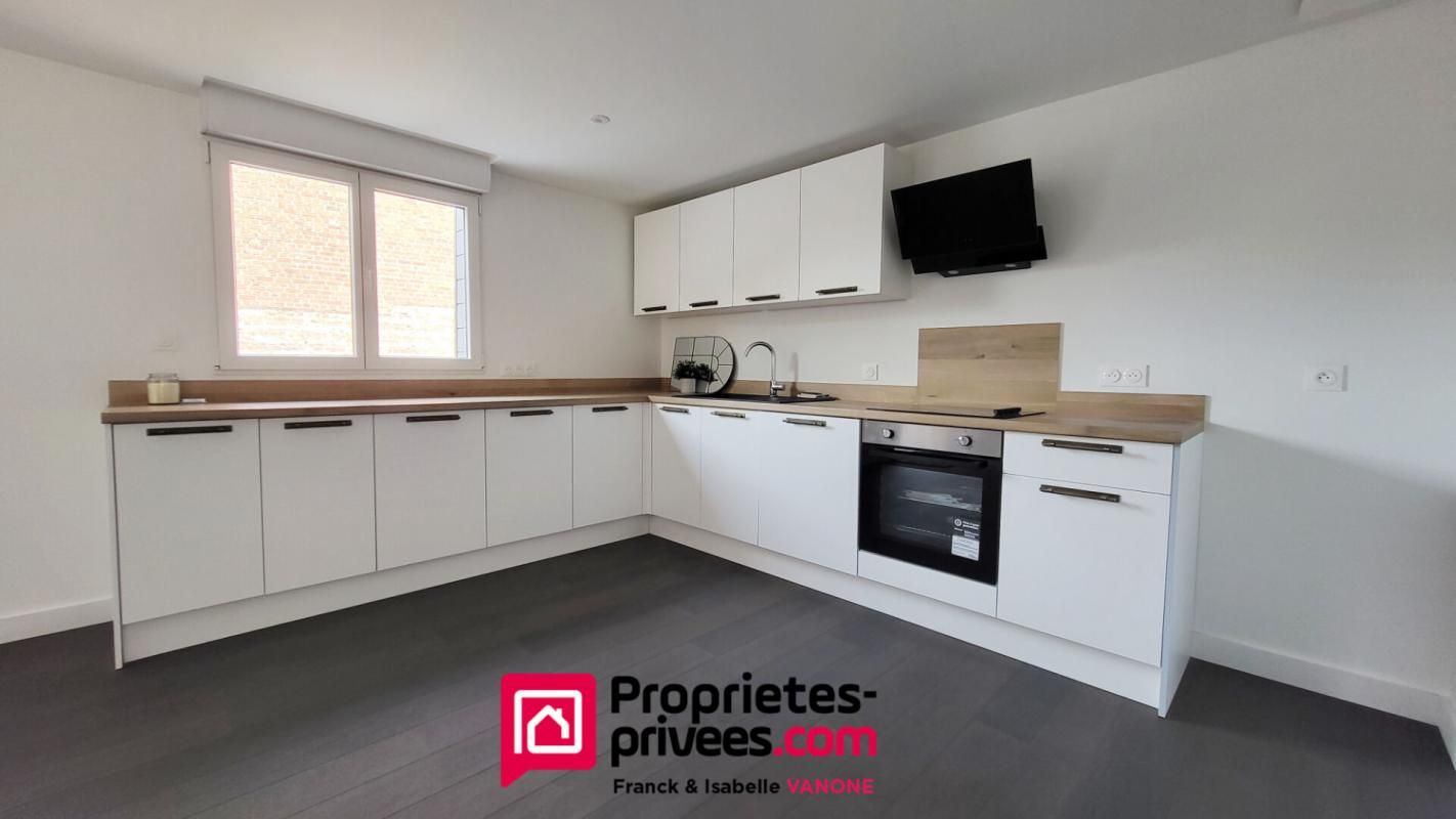 PERENCHIES Maison semi individuelle rénovée - 3 chambres - 2 salles de bains - jardin - 145 m² 4