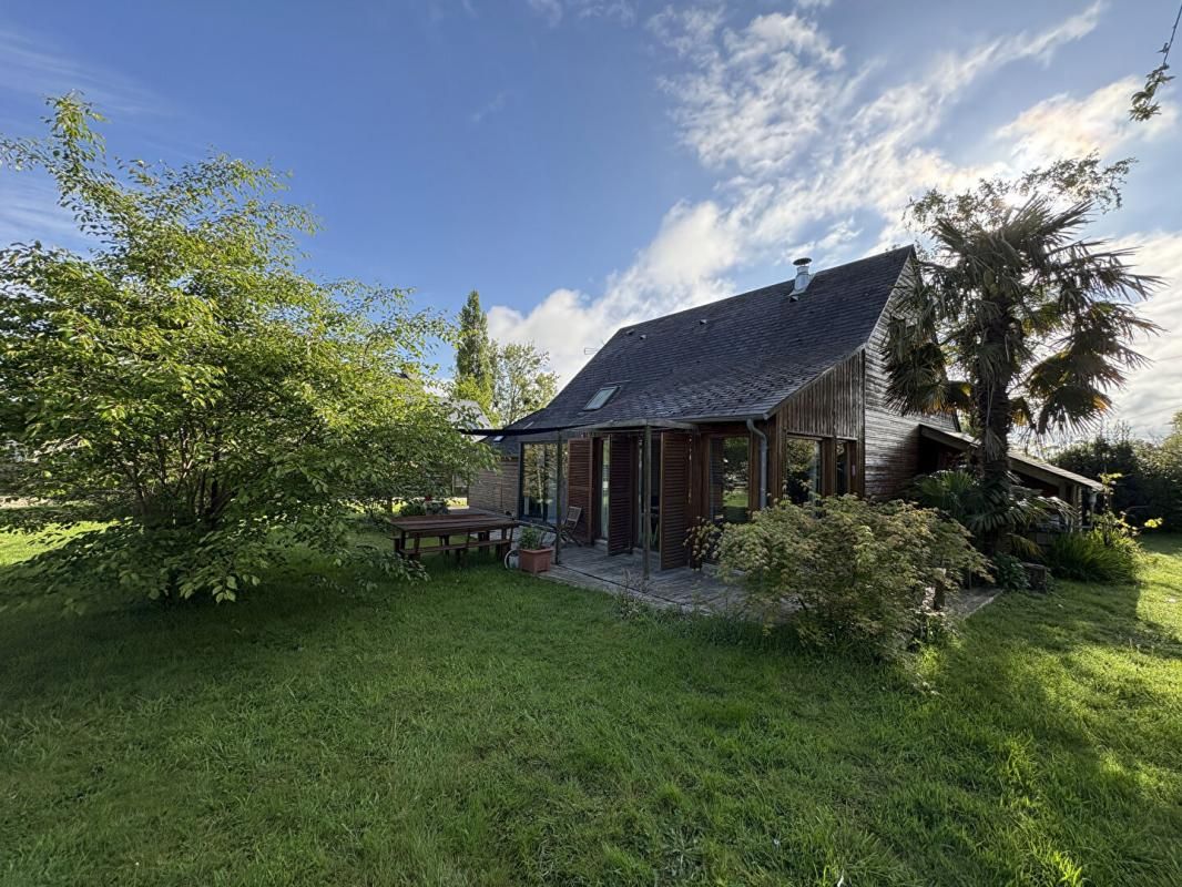 QUIMPERLE A vendre QUIMPERLE (29300) Maison 6 pièces 3 chambres 1 bureau 110 m2 3
