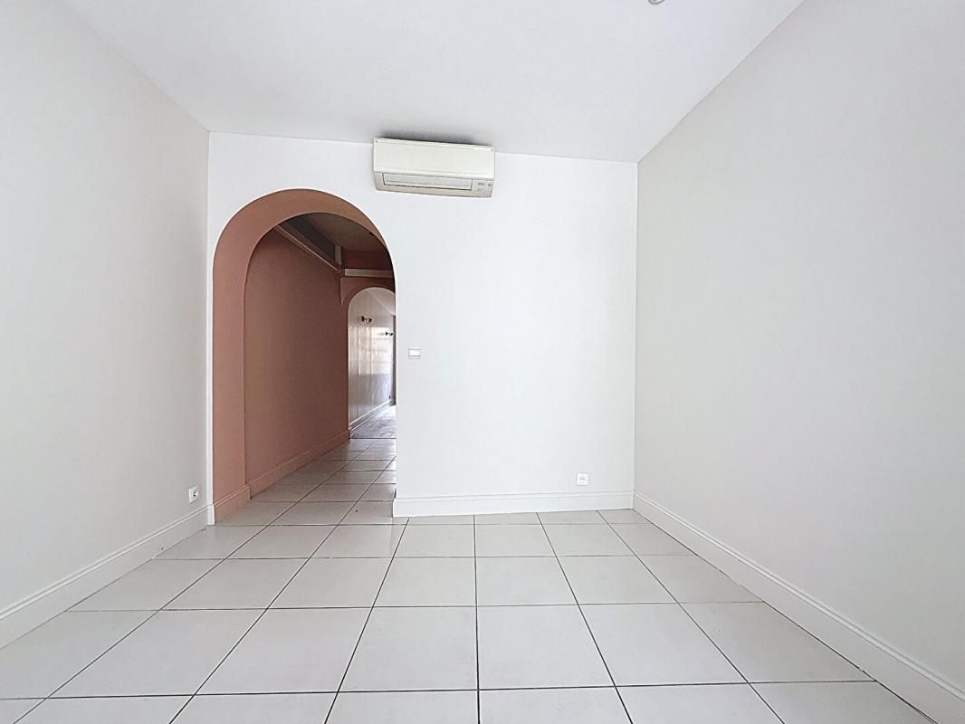 LIBOURNE Maison Libourne-Bastide 5 pièce(s) 134 m2 4