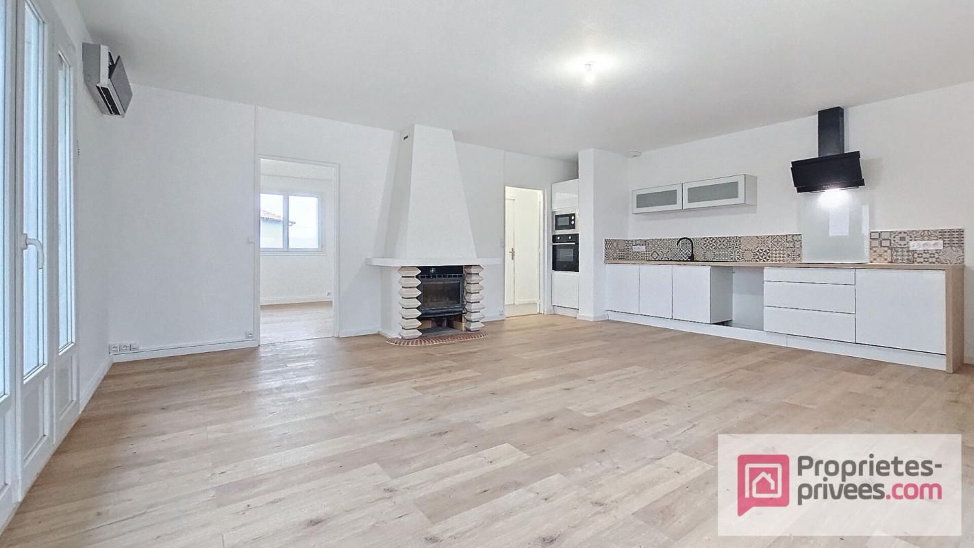 ROYAN Appartement Royan 2 pièce(s) 64 m2 2