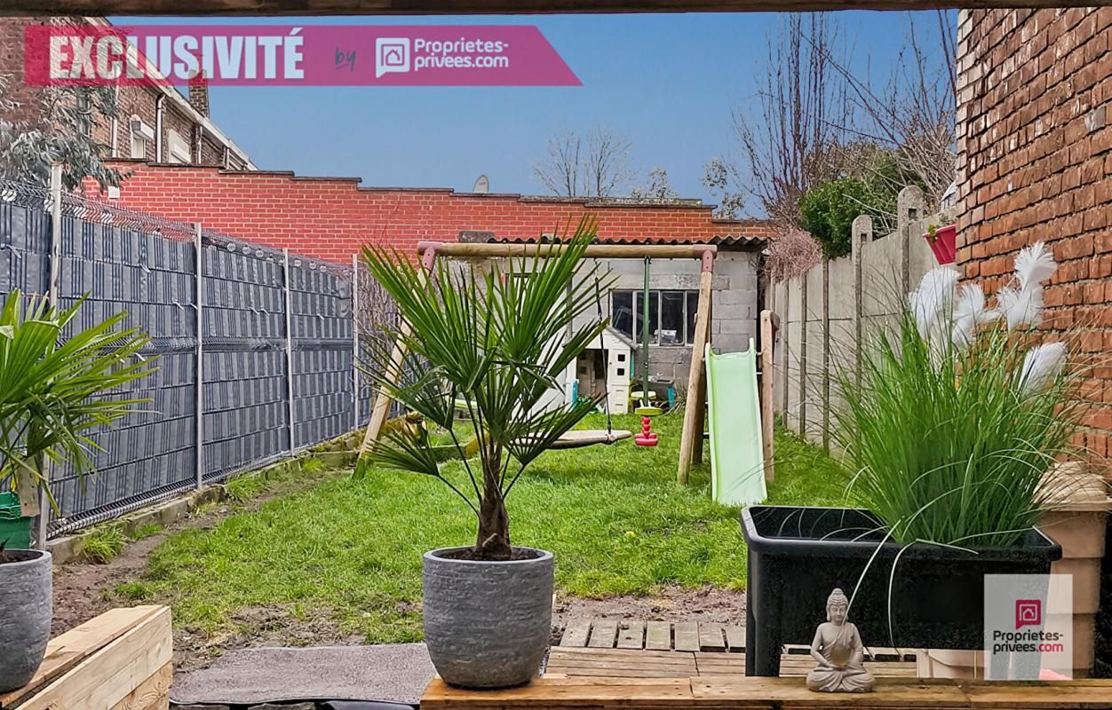 Wattrelos limite Mont à Leux, maison type 1930 avec 3 chambres, jardin