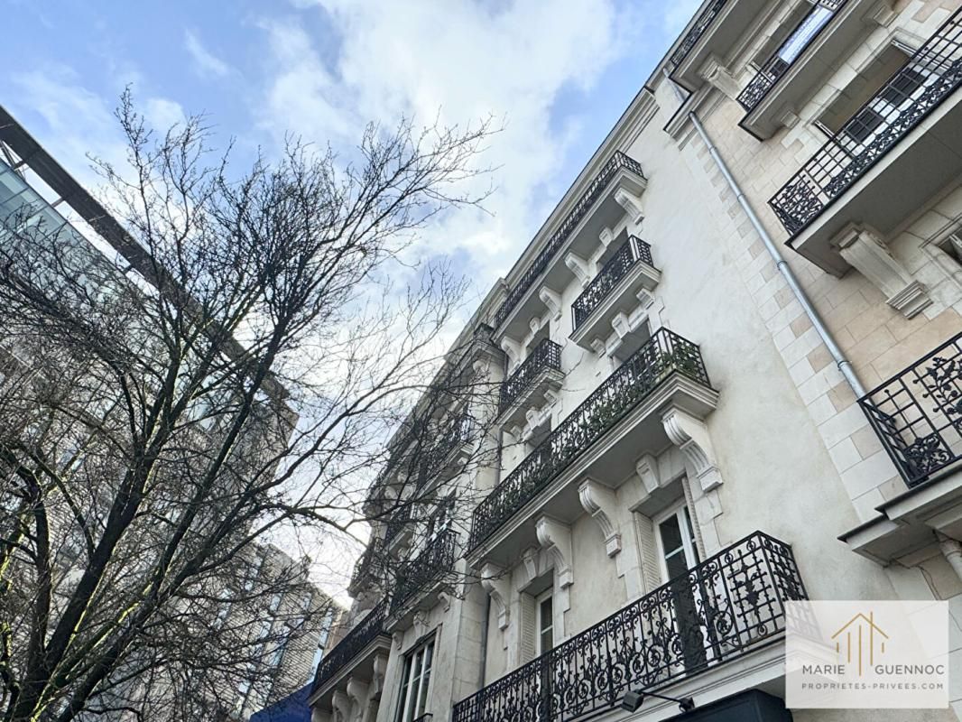 NANTES : Appartement de 95m2 avec balcon vendu avec cave et grenier