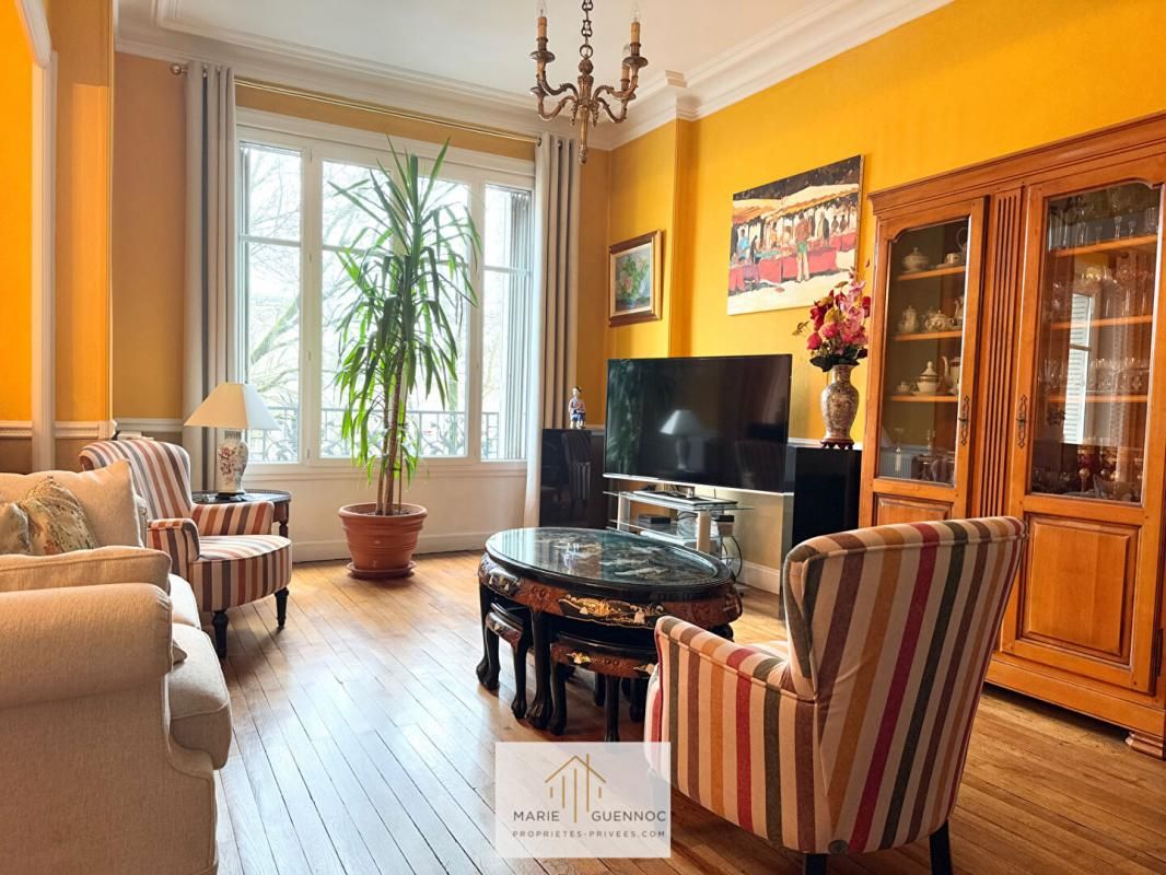 NANTES NANTES : Appartement de 95m2 avec balcon vendu avec cave et grenier 2