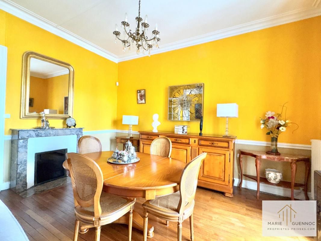 NANTES NANTES : Appartement de 95m2 avec balcon vendu avec cave et grenier 4