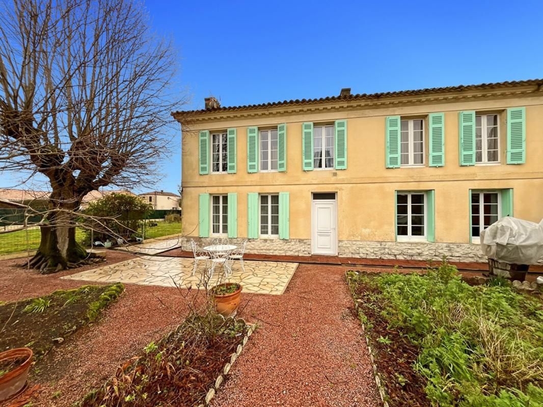 BERSON Charmante maison 155m² + annexe 60m² + atelier 60m² 3