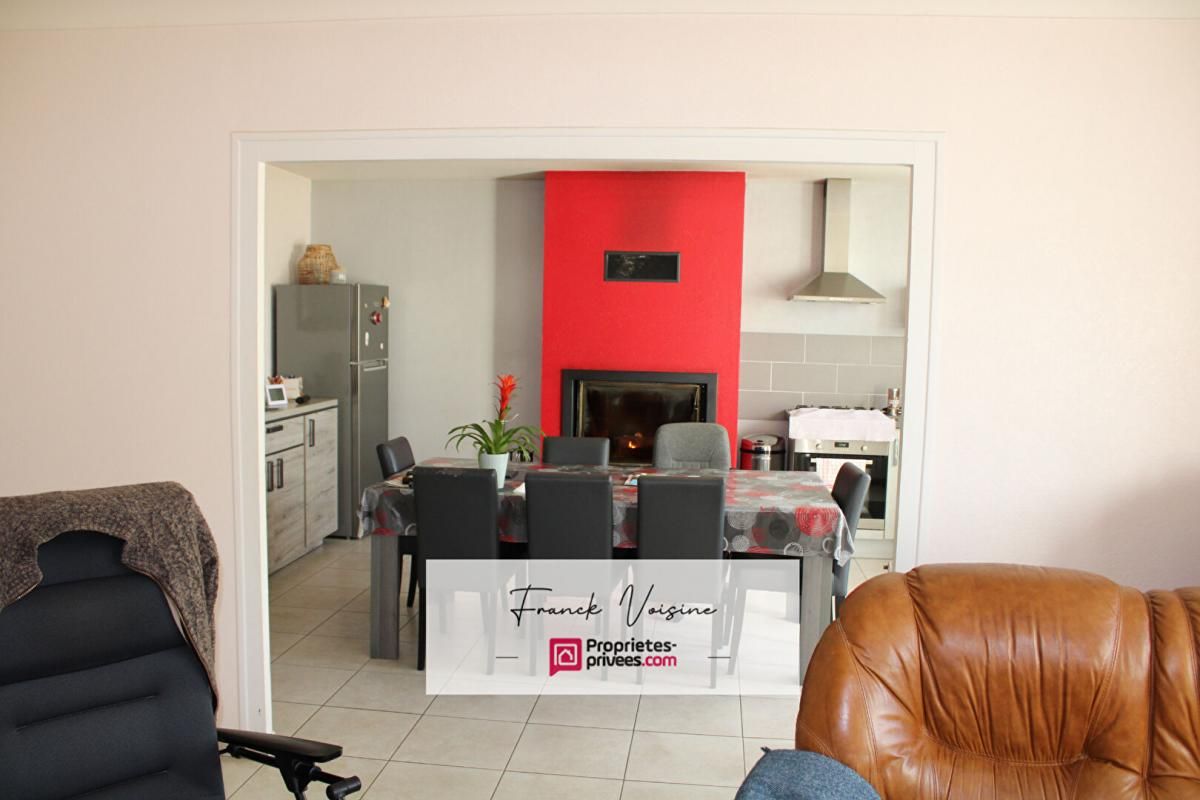 LES HERBIERS Maison A VENDRE en Exclusivité aux Herbiers avec 5 chambres - 134 m2 sur terrain de 706 M2 env 2