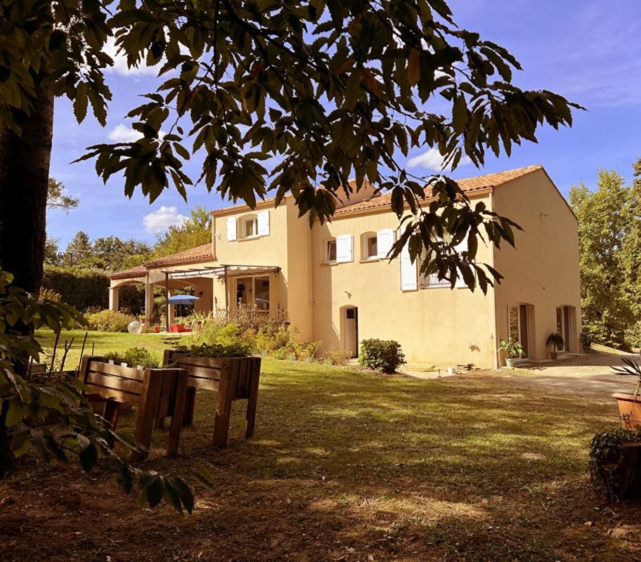 SAINTE-PAZANNE MAISON SAINTE PAZANNE 6 Chambres 190 M² BUDGET 566 500 HAI 4