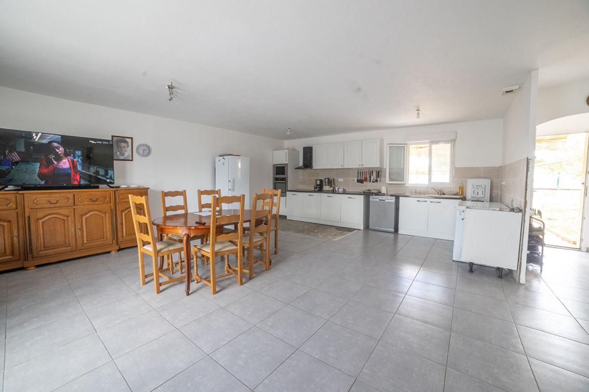 Maison indépendante plain pied , 106 m2