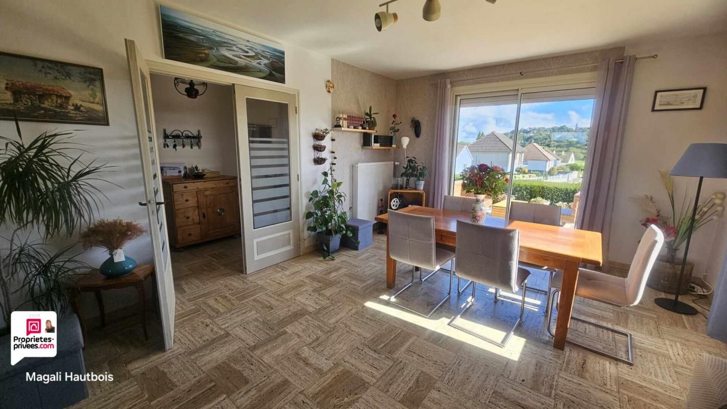 MARCEY-LES-GREVES Maison Marcey Les Greves 8 pièce(s) 151 m2 2