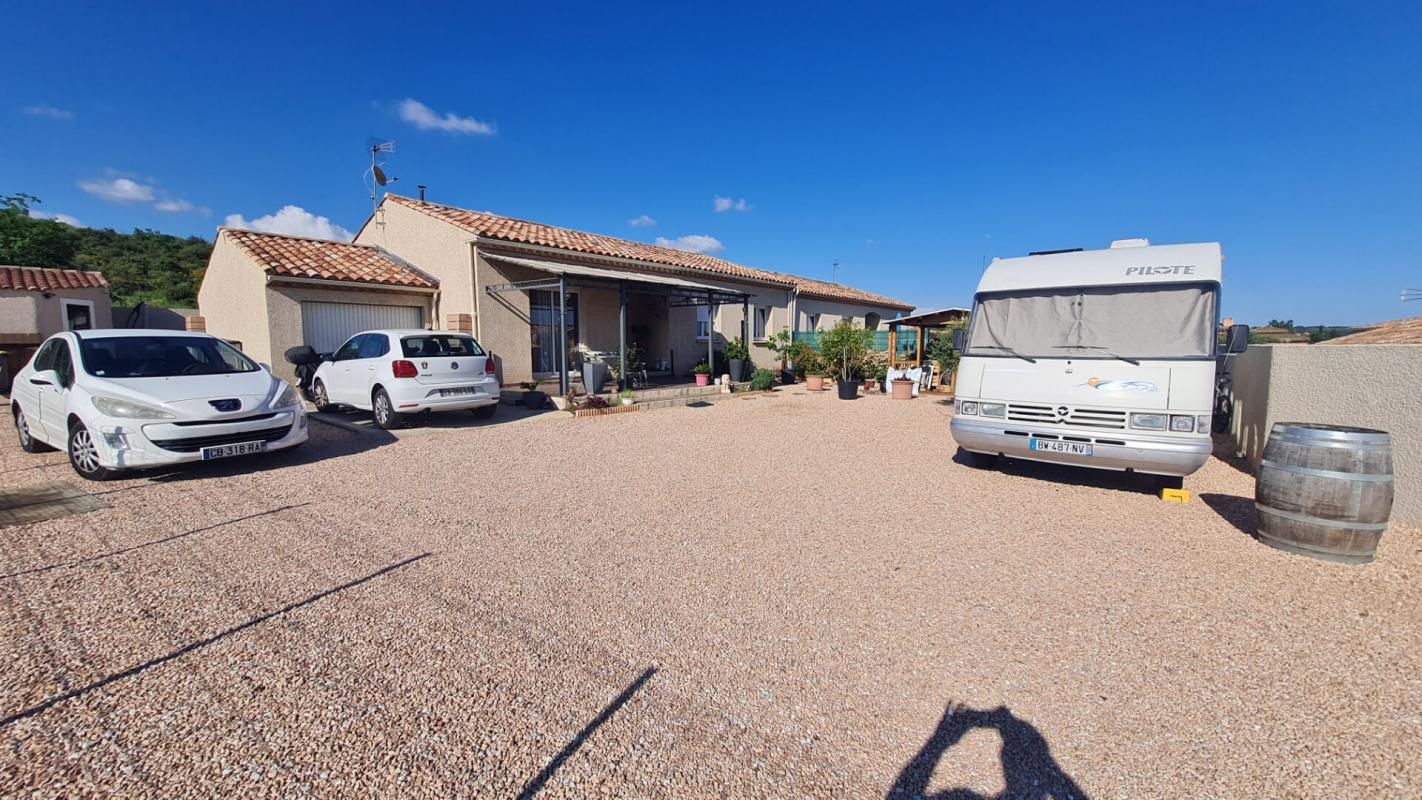 LAURENS Villa type 4 de plain pied, 93m² habitables avec garage/piscine sur 744 m² de terrain 4