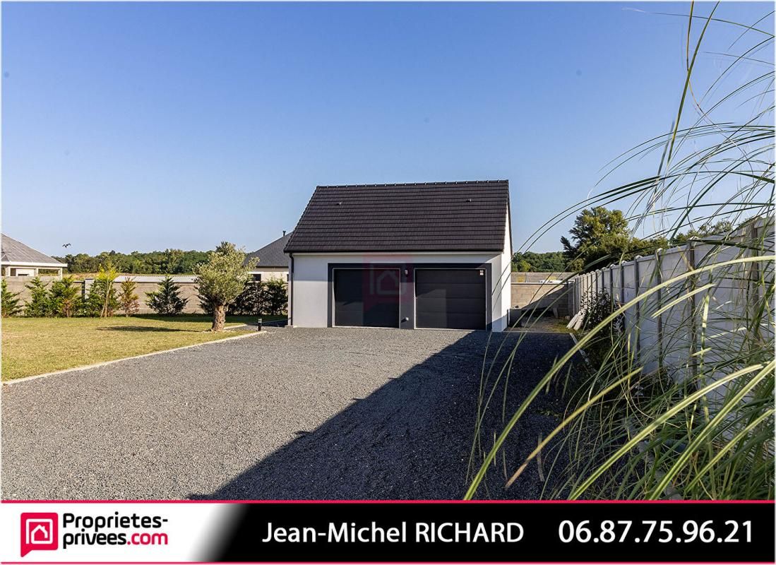 SASSAY Maison Sassay 6 pièce(s) 183 m2 3