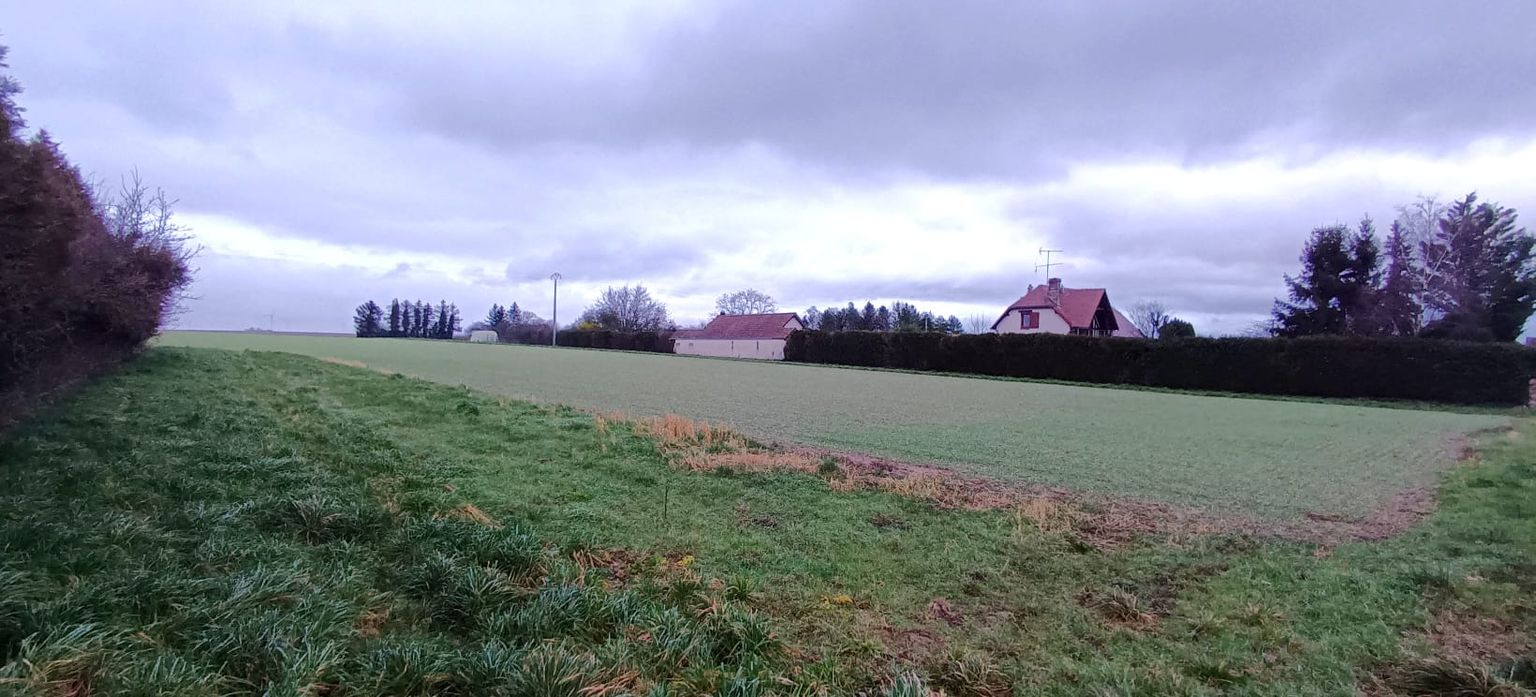 PLANCY-L'ABBAYE Terrain constructible et divisible de 2439m2 3