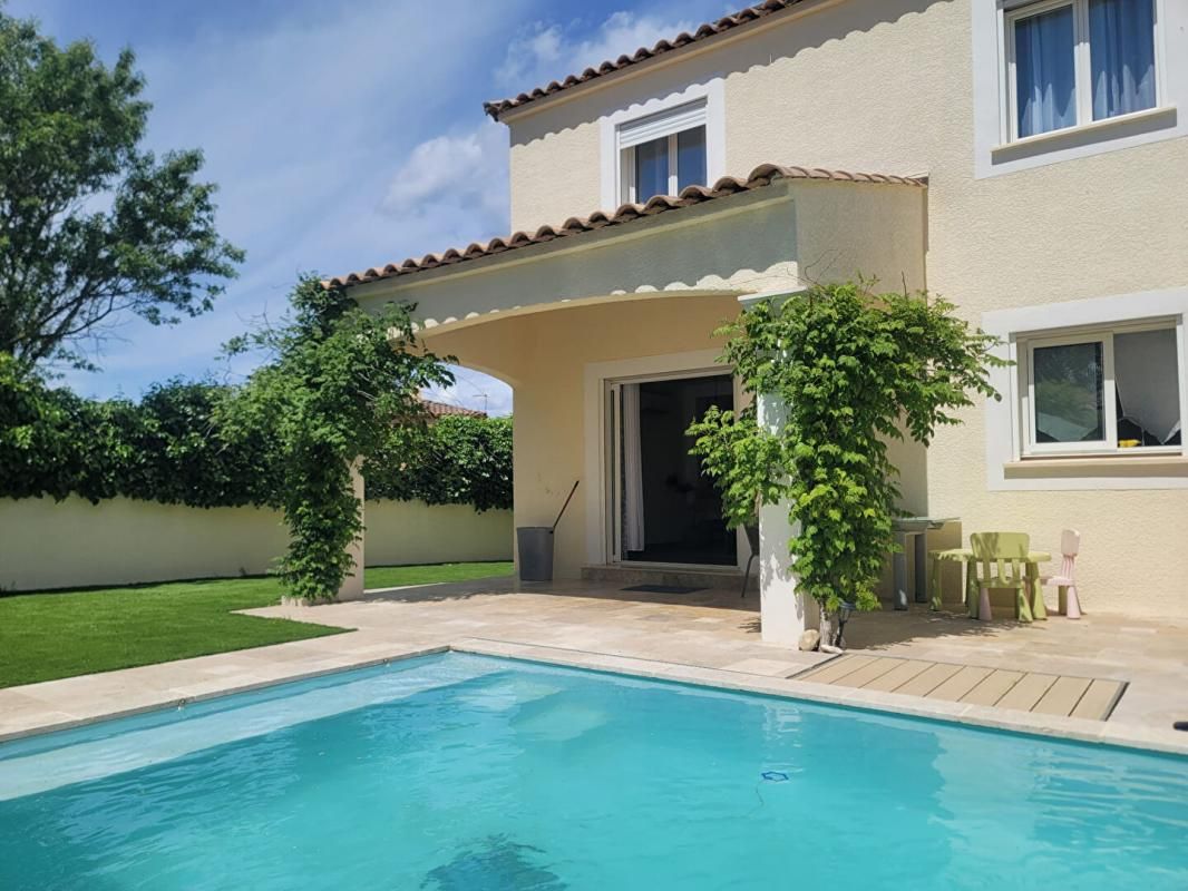 MONTARNAUD Villa 6 pièce(s) 155 m2 4 chambres + STUDIO 3