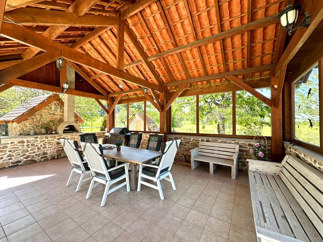 THIVIERS MAISON EN PIERRES SANS VOISIN 3