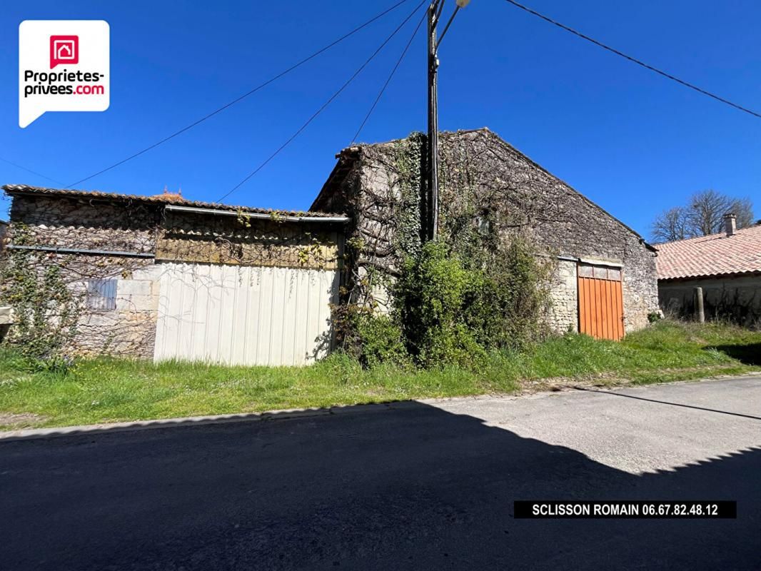 Grange Lorignac 4 pièce(s) - 320 m2 - terrain - atelier - Prix 59 990