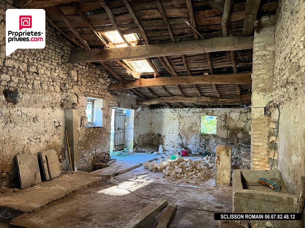LORIGNAC Grange Lorignac 4 pièce(s) - 320 m2 - terrain - atelier - Prix 59 990 2