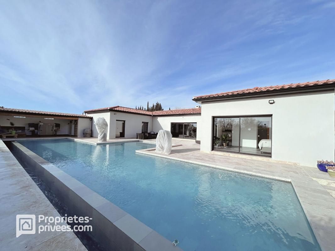 AUBIGNAN Maison moderne 5 pièces 207 m² de plain-pied à Aubignan 2