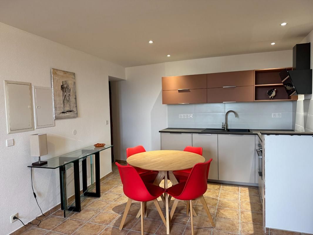 ROCHEMAURE Rochemaure - Appartement 3 pièce(s) 49 m2 2
