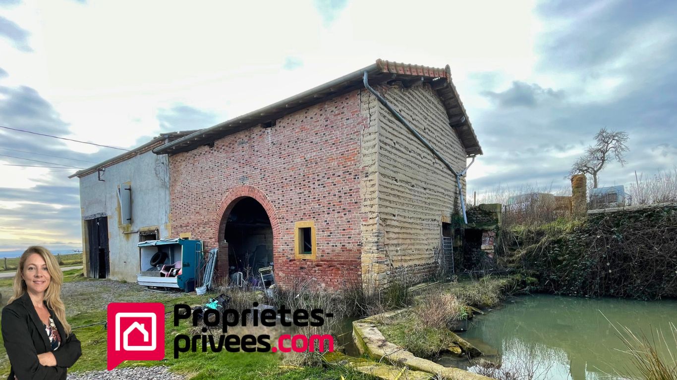 CHARLIEU SECTEUR CHARLIEU - MAISON A RENOVER EN CAMPAGNE 4