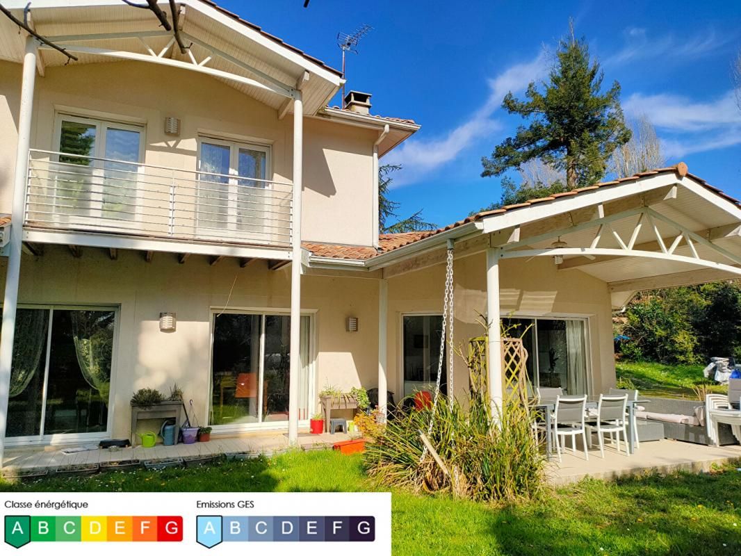 SAINTE-EULALIE MAISON "ÉCONOME " - 240 m² - 8 PIECES - GARAGE DOUBLE - TERRAIN 3574 m² 4