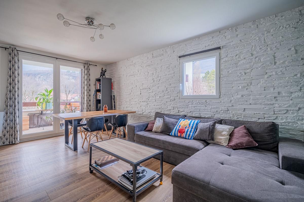 CLAIX Appartement refait à neuf , Claix, 4 pièces, 79 m2 2