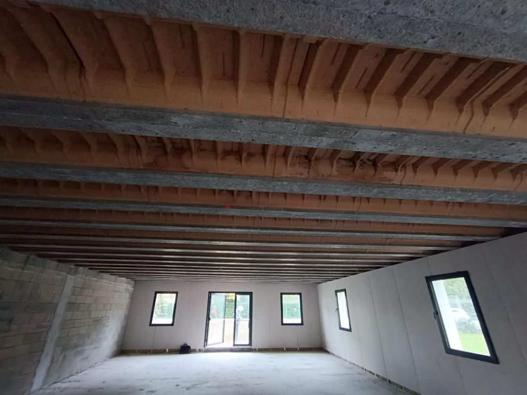 ROYAN SAINT SULPICE DE ROYAN - BUREAUX 120 m² 4