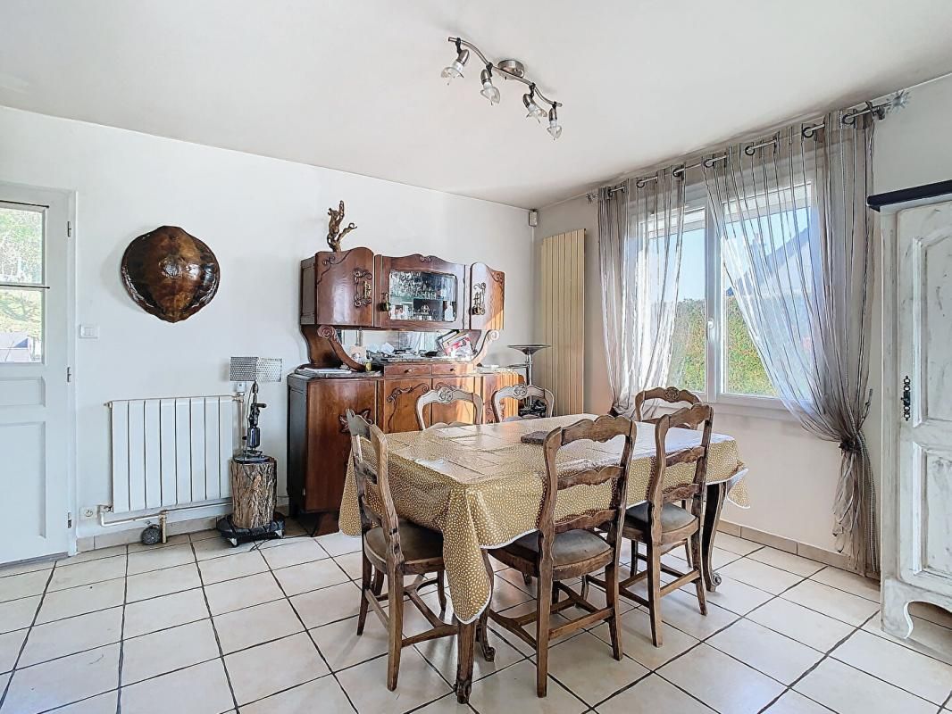LAIGNEVILLE PAVILLON F7 - 150M² - 5 CHAMBRES - TERRASSE - JARDIN - 60290 LAIGNEVILLE 4