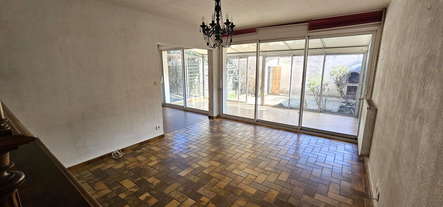 LA LAUPIE Maison de 85 m2 avec jardin et garage 2