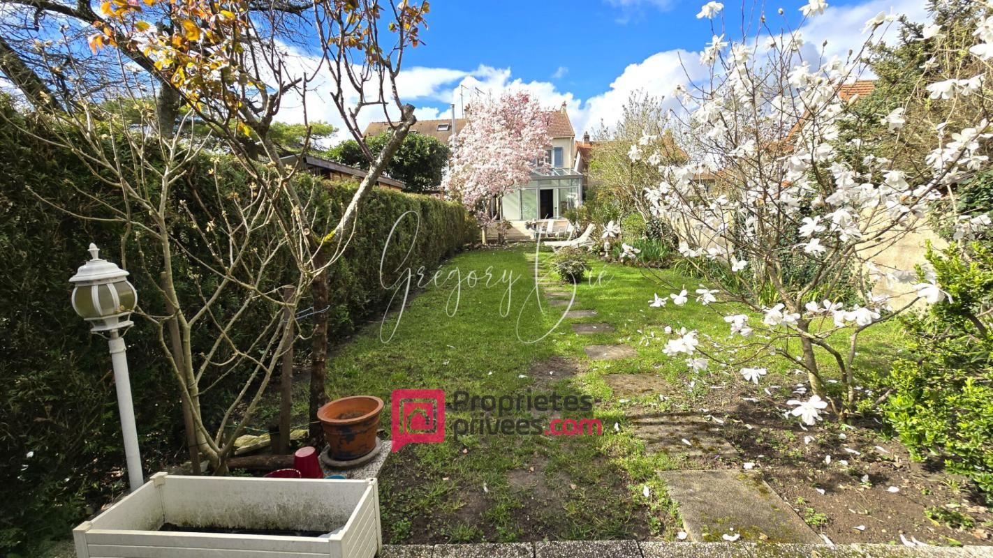 VIRY-CHATILLON Maison Viry-Châtillon 175m2 2