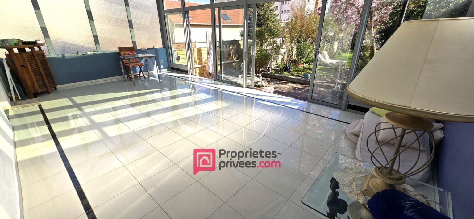 VIRY-CHATILLON Maison Viry-Châtillon 175m2 4