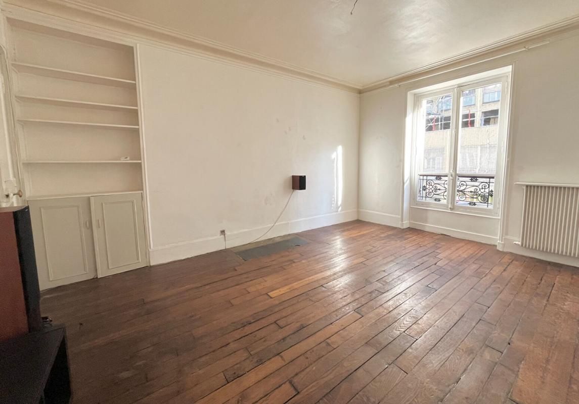 PARIS-17E-ARRONDISSEMENT Appartement 3 pièce(s) 65 m2 2