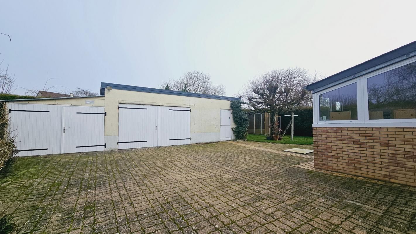BRECY BRÉCY MAISON 95M² 4 PIECES 3 CHAMBRES DEPENDANCES JARDIN 2