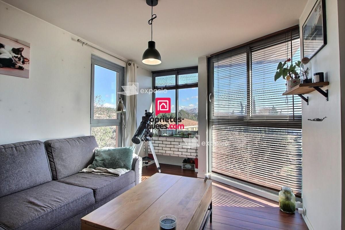 AIX-EN-PROVENCE Appartement Aix En Provence 3 pièces 77 m² - 289 500 Euros 4