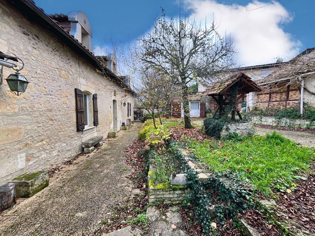 BOULAZAC Maison Boulazac Isle Manoire 6 pièces 168 m2 2