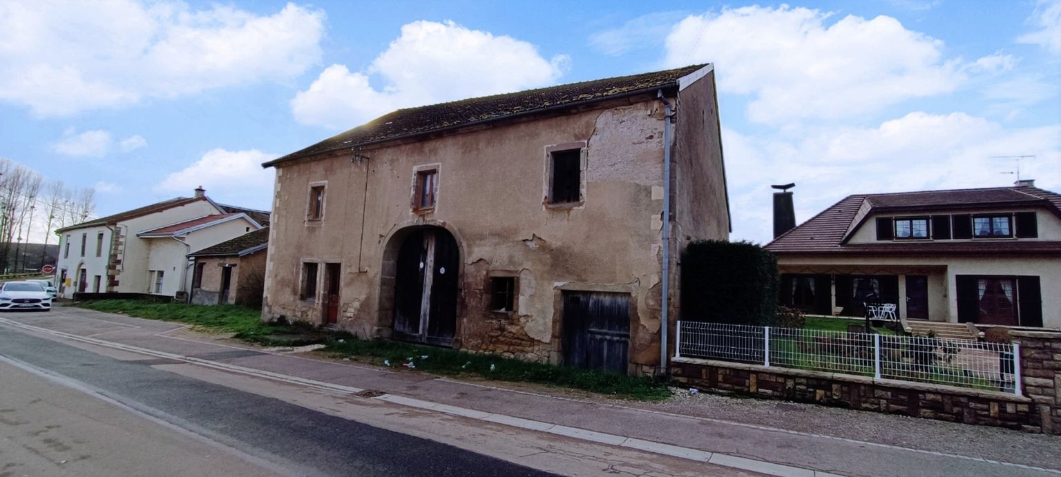 BAUDONCOURT Corps de ferme 200m2 4 pièces et annexe 70300 Baudoncourt 3