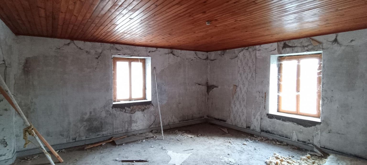 BAUDONCOURT Corps de ferme 200m2 4 pièces et annexe 70300 Baudoncourt 4