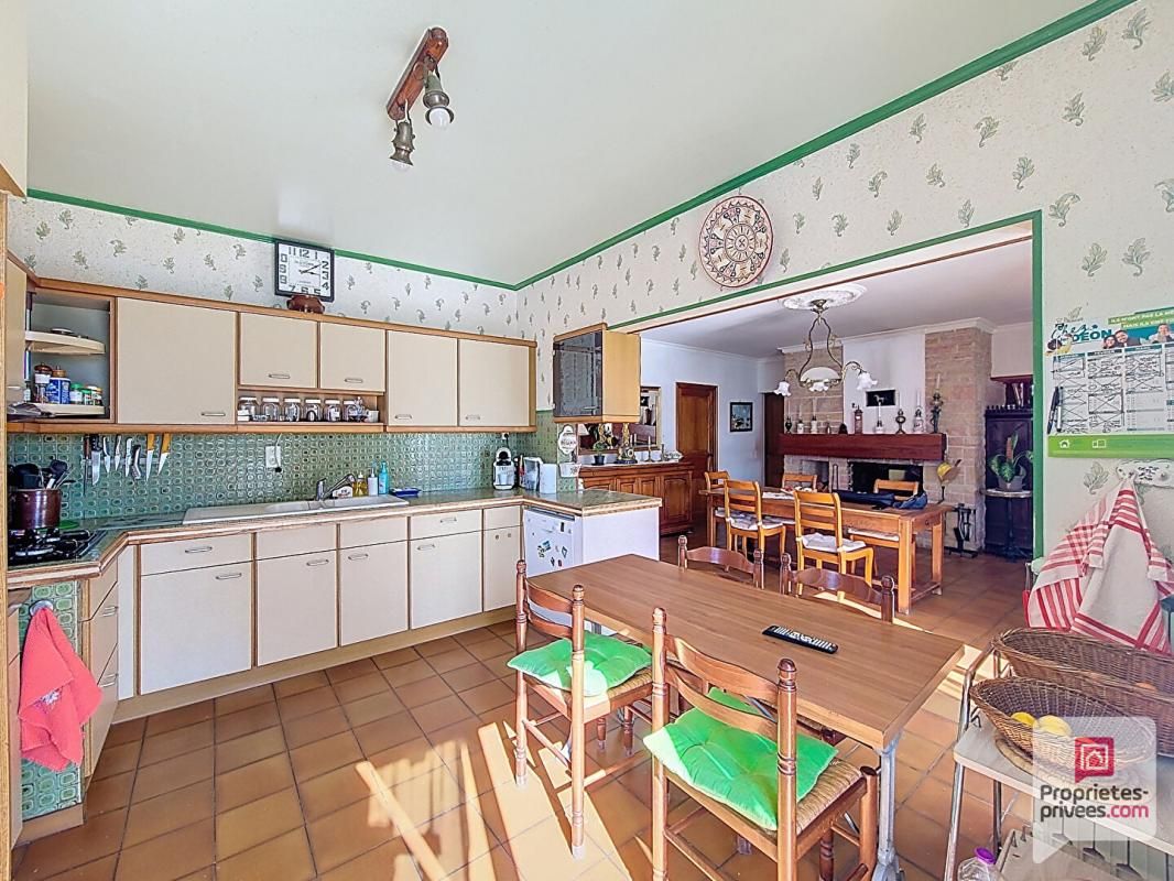 PAYRAC Maison Payrac 7 pièce(s) 170 m2 4