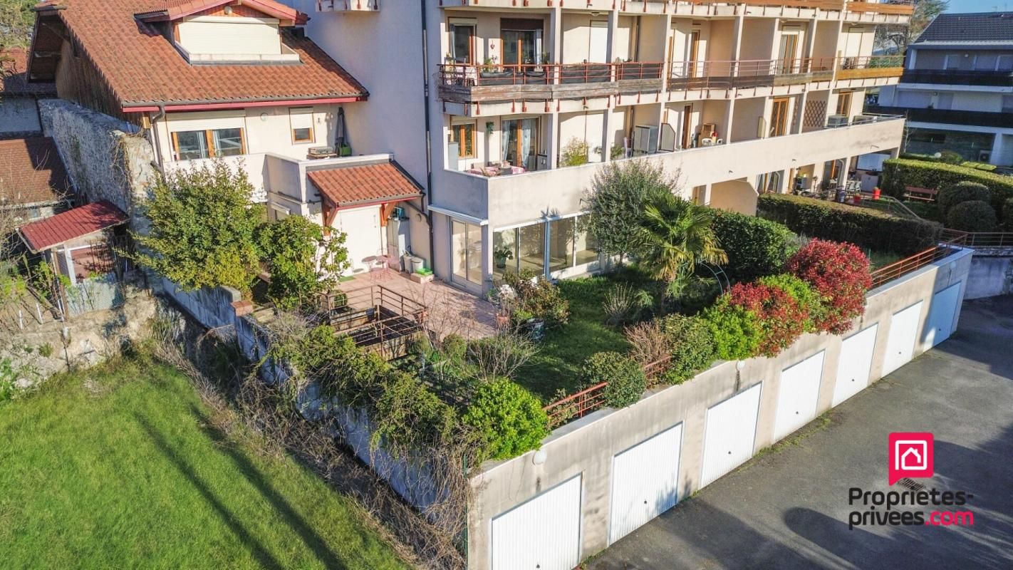 CRANVES-SALES Appartement T4 avec Vue Imprenable sur le Mont Blanc 2