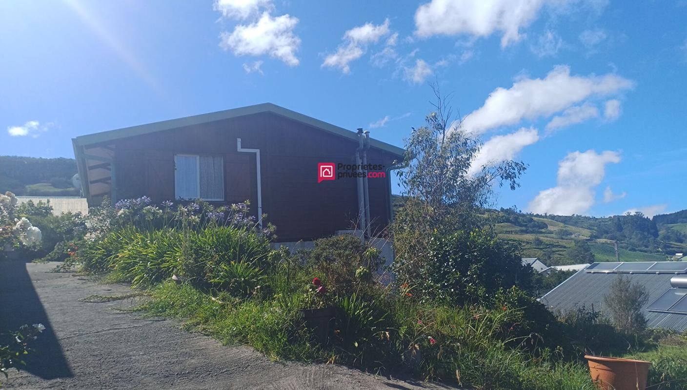 97418  Le Tampon PDC maison d'env 55 m2 sur 754 m² terrain constructible