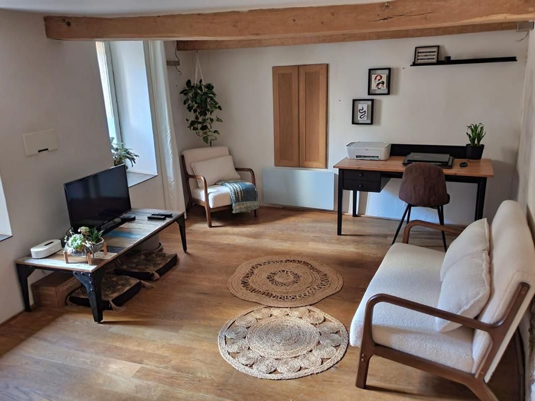 CALLIAN Maison de village 3 pièce(s) 92 M2 2