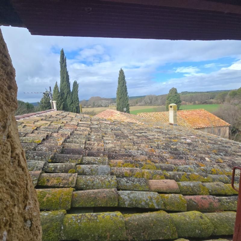 AIX-EN-PROVENCE Maison 7 pièce(s) 140 m2 2