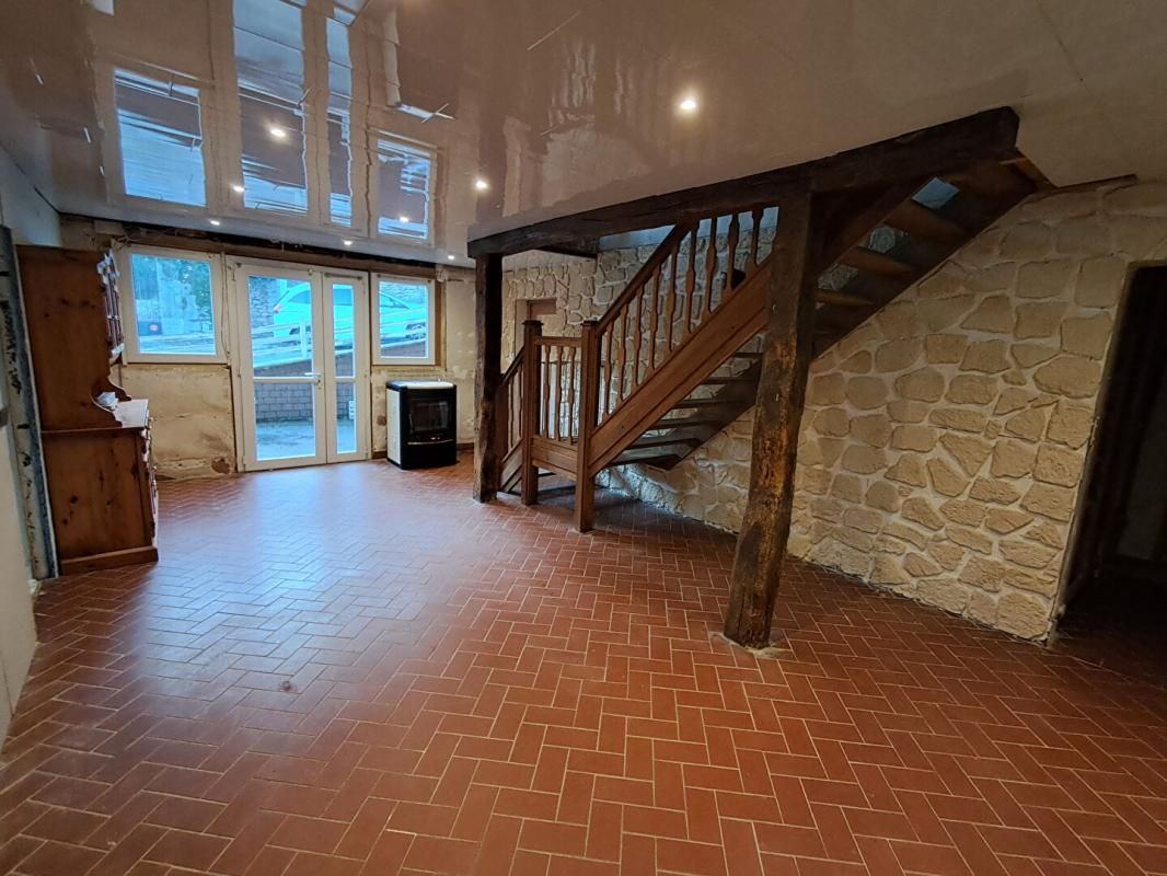 VESOUL A Colombier ( 70000 ) Maison de village 9 pièces 245 m2 à 155 900 euros 3