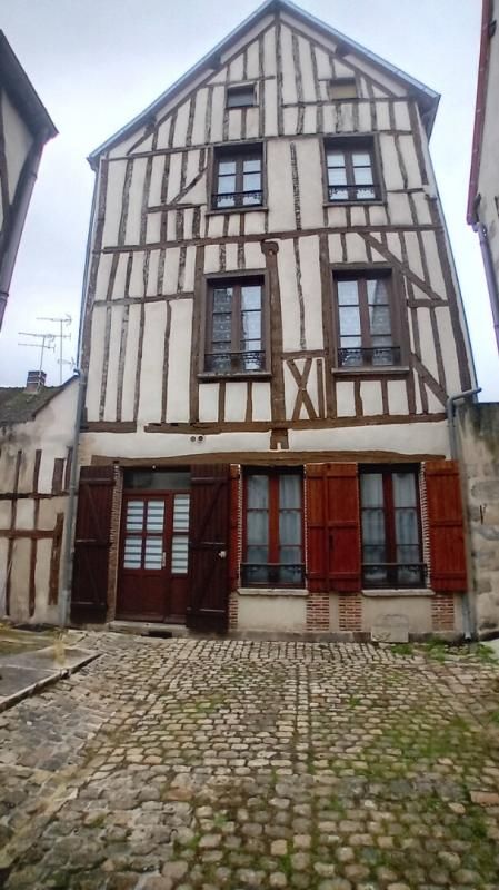 SEZANNE Immeuble Sezanne 6 pièce(s) 93 m2 2