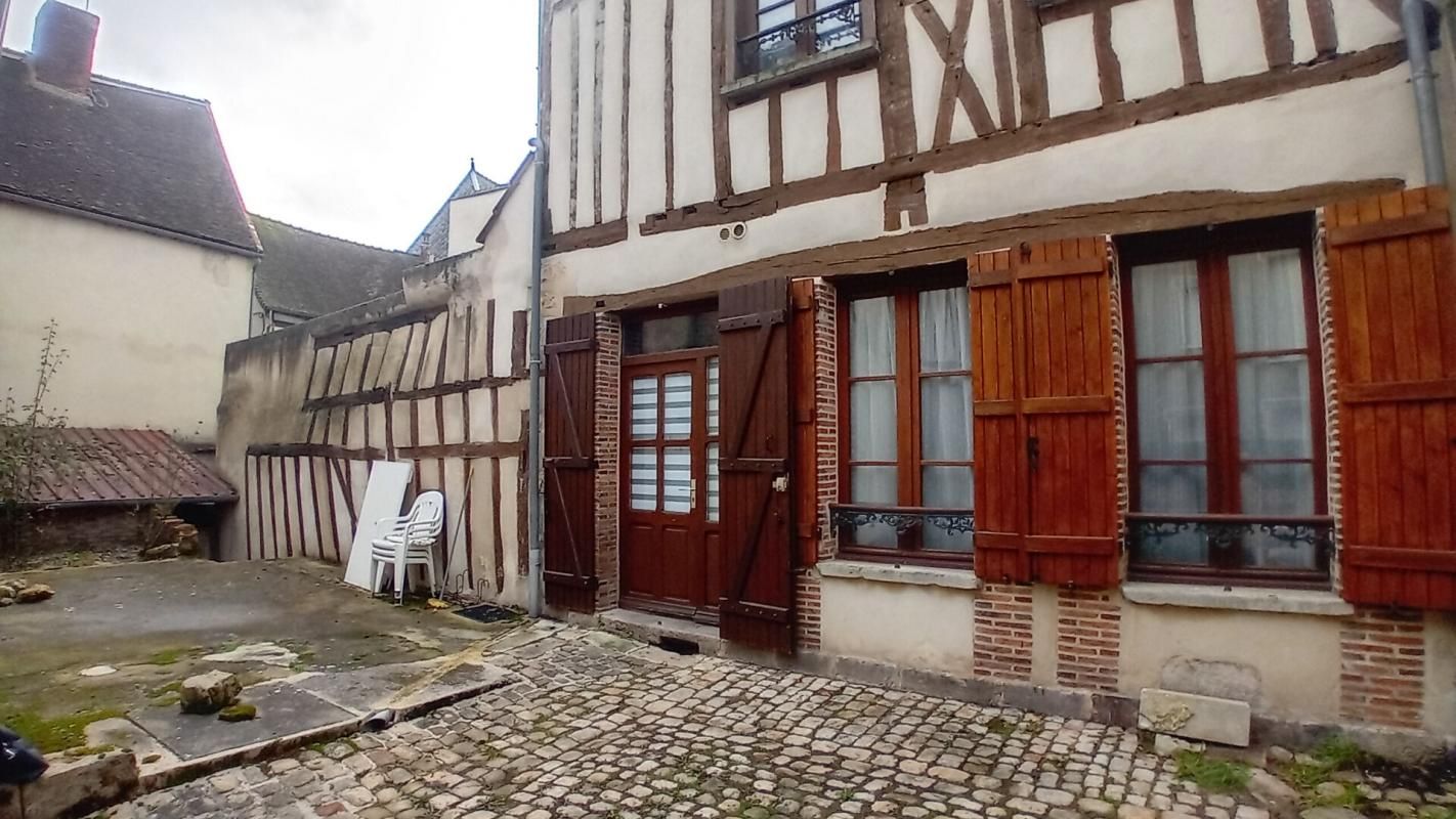 SEZANNE Immeuble Sezanne 6 pièce(s) 93 m2 3