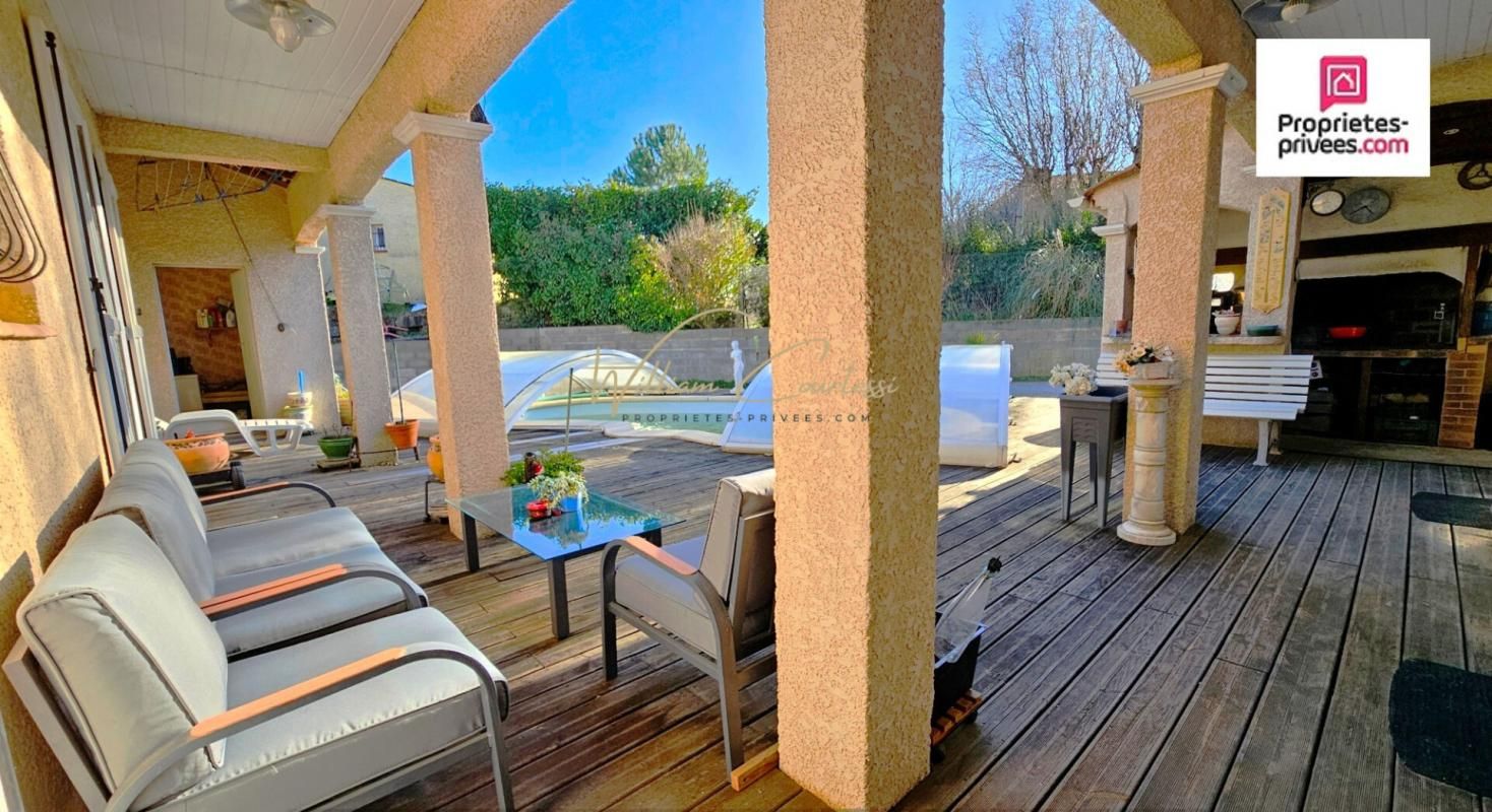 ALAIRAC Maison 7 pièce(s) 130 m2 Piscine Garage et dépendance 2