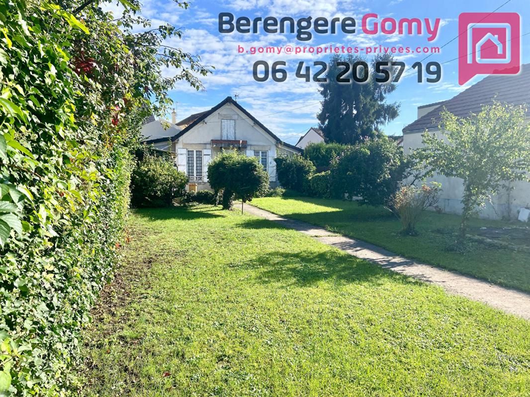 LE PLESSIS-BOUCHARD Terrain à bâtir avec maisonnette à démolir 3